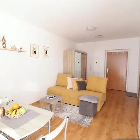 Utulny Bytik Apartment